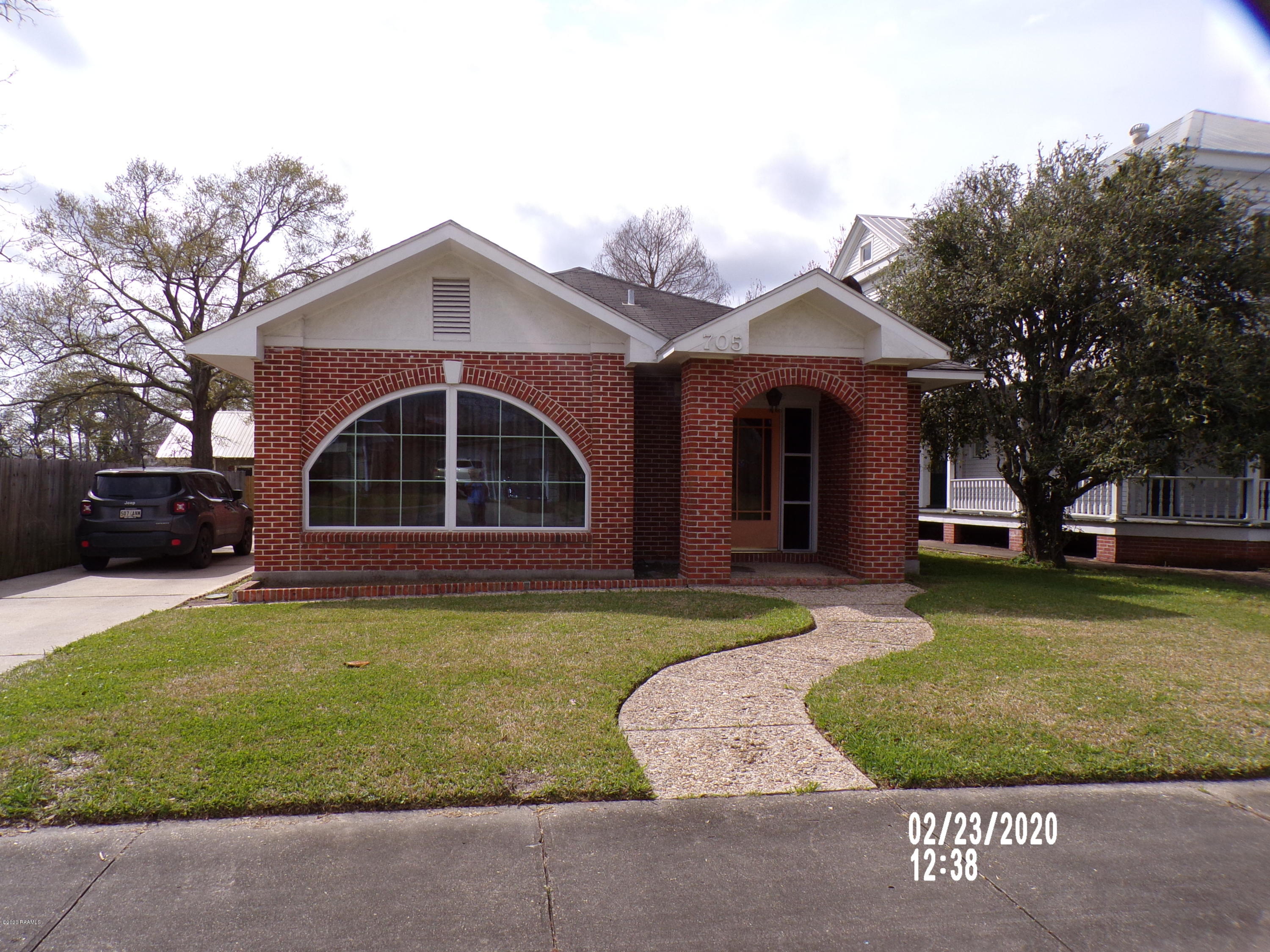 705 W Main Street Lafayette Home Listings - Duncan Realty Professionals, LLC Lafayette Real Estate